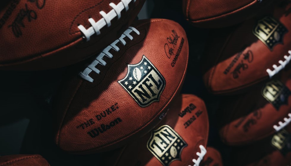 Ravens and Bills Gear Up for High-Stakes Playoff Battle
